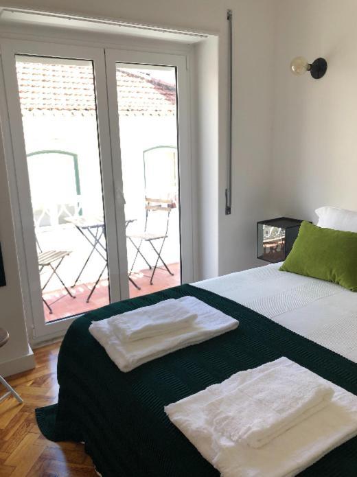 New Apartment On The Beach Кашкайш Екстериор снимка