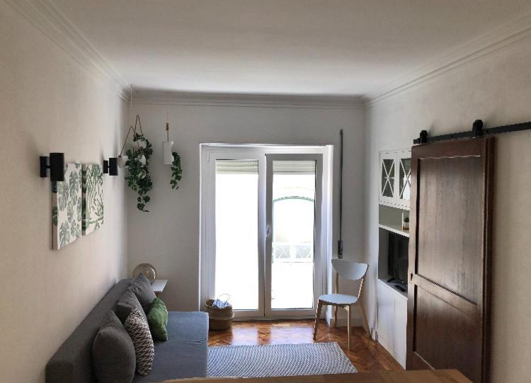 New Apartment On The Beach Кашкайш Екстериор снимка
