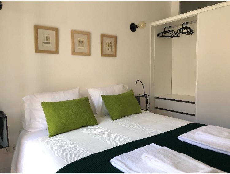 New Apartment On The Beach Кашкайш Екстериор снимка